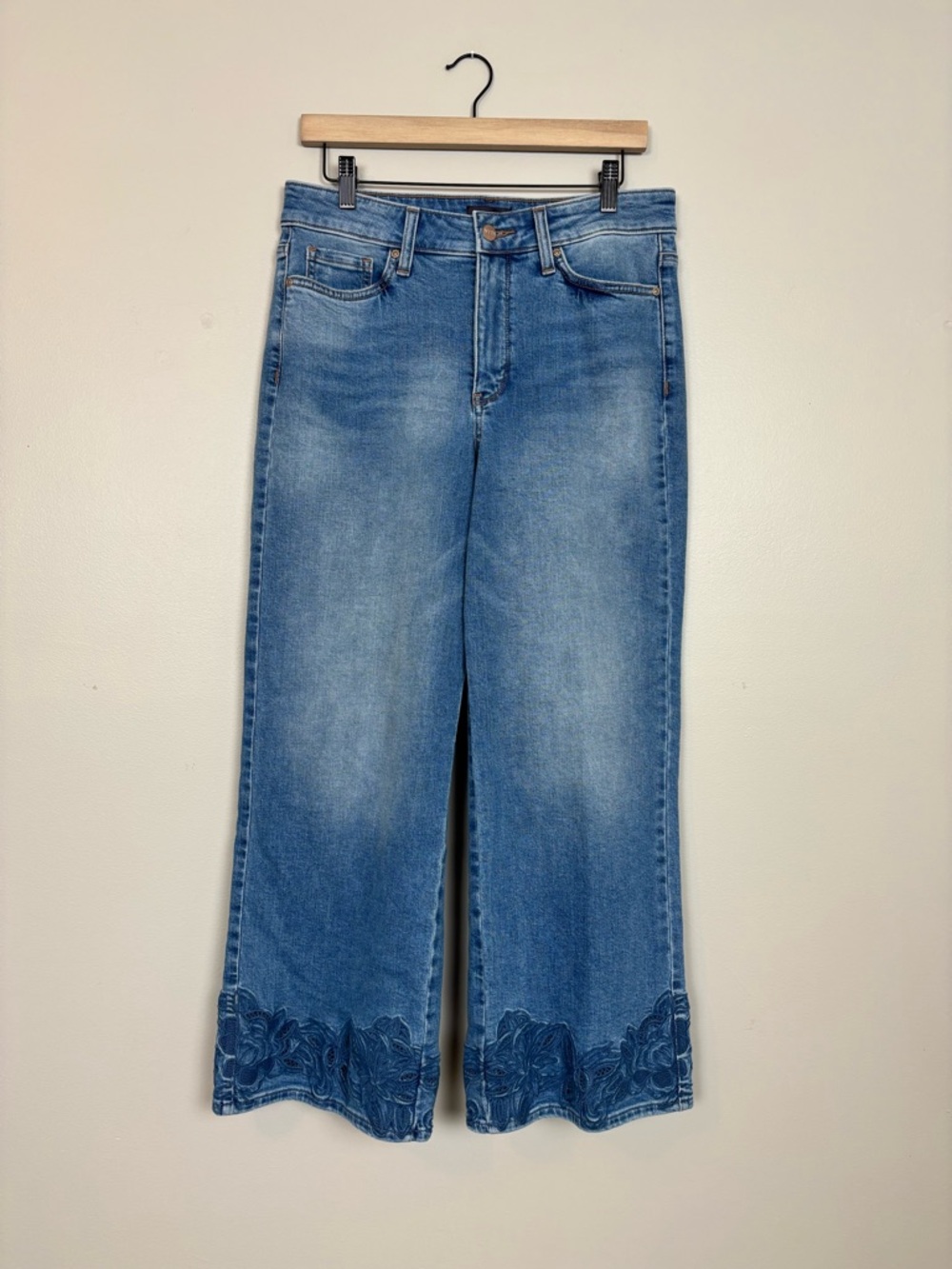 NYDJ Jeans Womens 6 Teresa Wide Leg Cropped Embroidered Bohemian Denim in Blue